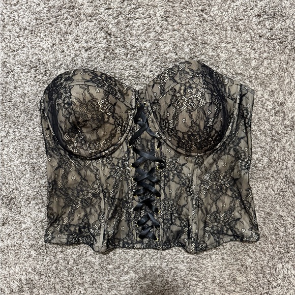 Charlotte Russe Tops - Charlotte Russe Plus size Lace Corset Top NWOT